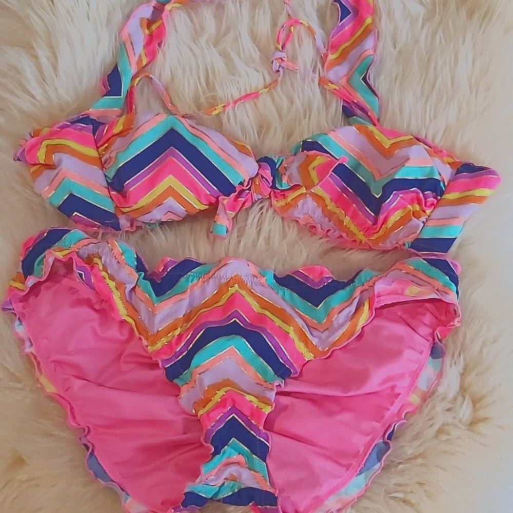 Victoria's Secret Swim 2 tops+1 bottom